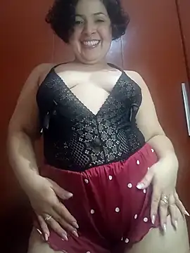 Silkenfeet21 online show from April 18, 2026, 3:54 am