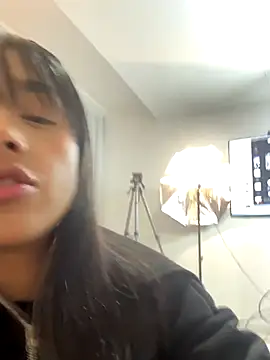 Snapshot of Aleja_ruizz chatting on October 26, 2025, 5:57 am Aleja ruizz online show from October 26, 2025, 5:57 am