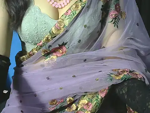 sheetal-sheetal95 online show from May 28, 2026, 6:16 pm