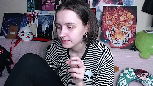 Snapshot of AliceChio chatting on September 14, 2025, 2:38 pm AliceChio online show from September 14, 2025, 2:38 pm