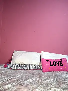 Snapshot of BrownRoxxane6 chatting on November 23, 2025, 12:49 pm BrownRoxxane6 online show from November 23, 2025, 12:49 pm