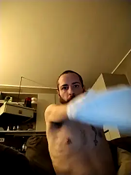 Baldassarre1990 online show from November 17, 2025, 6:24 pm