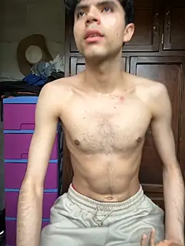 Axel-Mejia online show from December 5, 2025, 7:32 pm