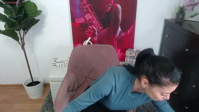 LadyLiia online show from March 24, 2026, 4:50 am