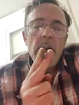 Txacas online show from May 1, 2026, 11:53 pm