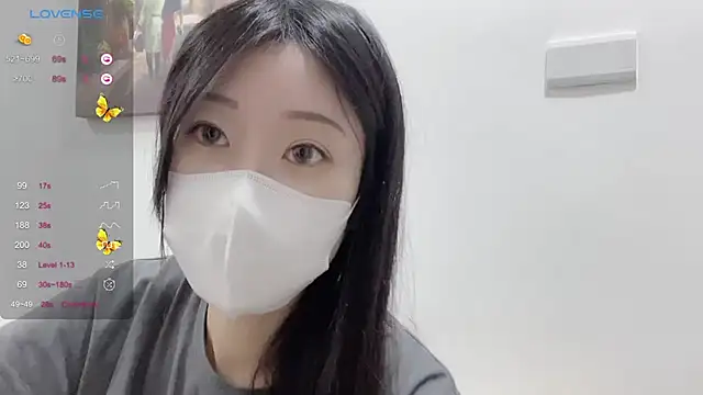 ni ni01 online show from November 28, 2025, 7:11 am