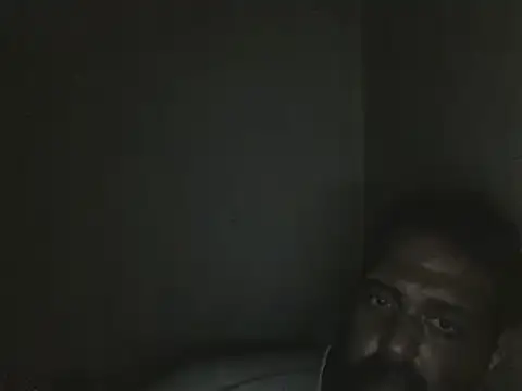 elpoop7305 online show from November 21, 2025, 11:25 pm