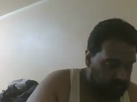 Snapshot of elpoop7305 chatting on May 1, 2026, 9:19 pm elpoop7305 online show from May 1, 2026, 9:19 pm