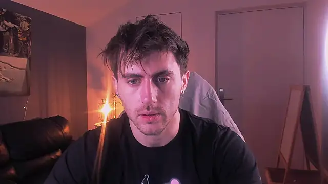 Oscar Miller  online show from September 19, 2025, 9:26 pm