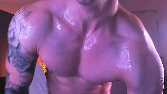 Oscar Miller  online show from October 12, 2025, 9:14 pm