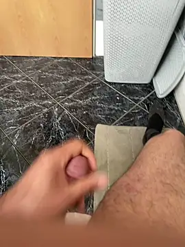 Snapshot of geilheit12 chatting on October 9, 2025, 9:07 am geilheit12 online show from October 9, 2025, 9:07 am