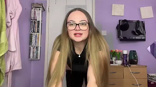 Snapshot of SexySashaxox chatting on February 28, 2026, 12:50 pm SexySashaxox online show from February 28, 2026, 12:50 pm