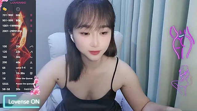 Honeysexy-1 online show from September 17, 2025, 3:35 pm