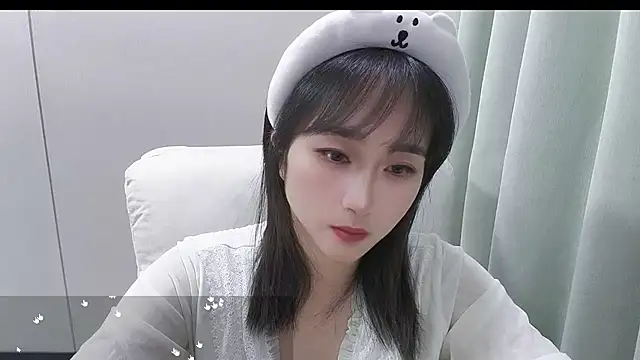 Honeysexy-1 online show from October 21, 2025, 1:45 pm