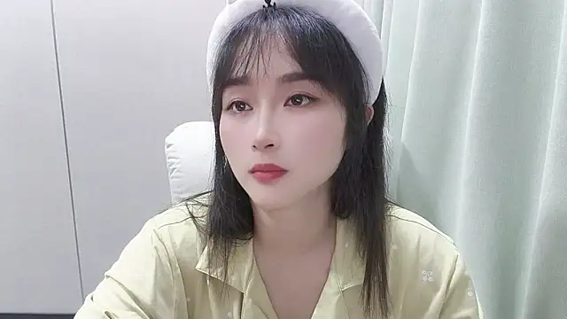 Honeysexy-1 online show from October 28, 2025, 11:47 am