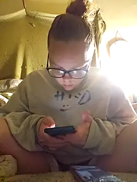 countrymomma online show from September 29, 2025, 3:55 am