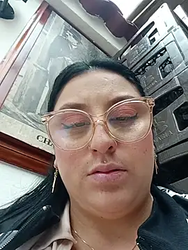 Snapshot of megan_fox5 chatting on December 2, 2025, 4:02 pm megan fox5 online show from December 2, 2025, 4:02 pm