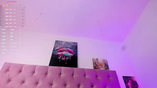 Annie switt online show from November 13, 2025, 8:08 pm