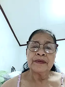 Snapshot of Sweet-Lita50 chatting on April 24, 2026, 8:17 am Sweet-Lita50 online show from April 24, 2026, 8:17 am
