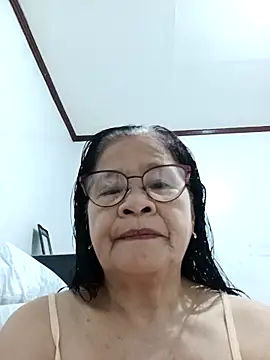 Snapshot of Sweet-Lita50 chatting on May 8, 2026, 12:05 am Sweet-Lita50 online show from May 8, 2026, 12:05 am