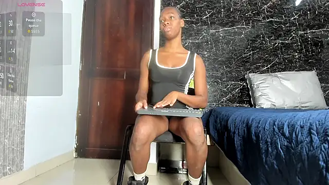 Snapshot of Kristel_05 chatting on October 28, 2025, 12:09 pm Kristel 05 online show from October 28, 2025, 12:09 pm