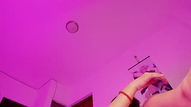 Nix Girl online show from October 2, 2025, 7:59 am