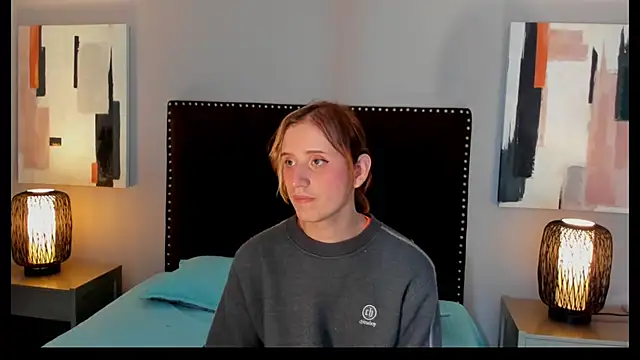 seraphine star online show from April 5, 2026, 2:09 am