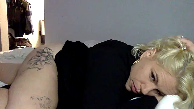 toomuchofafreak online show from September 8, 2025, 6:18 pm