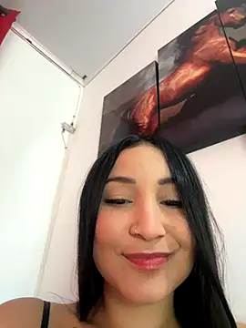 ReinaChloe online show from September 21, 2025, 3:02 pm