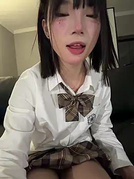 Yiyi-707 online show from March 15, 2026, 9:37 am