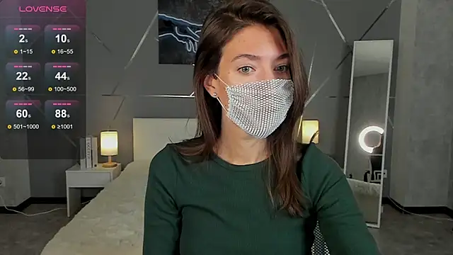 Snapshot of take_me_to_moon chatting on October 9, 2025, 1:36 am take me to moon online show from October 9, 2025, 1:36 am