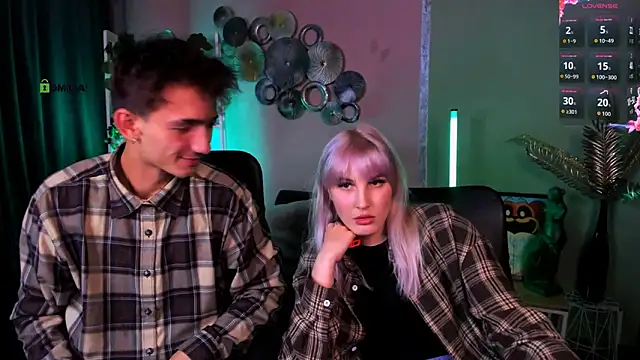 Snapshot of marta_smith chatting on October 17, 2025, 8:00 pm marta smith online show from October 17, 2025, 8:00 pm