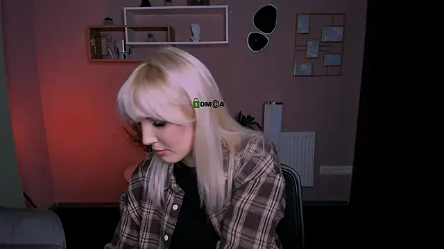 Snapshot of marta_smith chatting on October 23, 2025, 7:34 pm marta smith online show from October 23, 2025, 7:34 pm