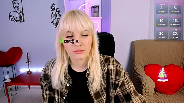 Snapshot of marta_smith chatting on November 30, 2025, 8:13 pm marta smith online show from November 30, 2025, 8:13 pm