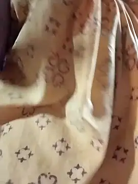 rani8008 online show from September 25, 2025, 6:17 am