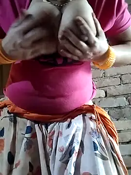 rani8008 online show from October 12, 2025, 3:16 am