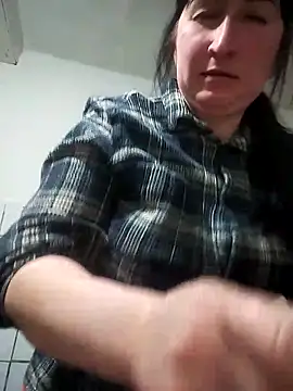 Snapshot of Funny_Karina chatting on April 27, 2026, 6:17 pm Funny Karina online show from April 27, 2026, 6:17 pm