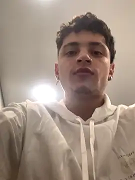 Snapshot of afos_ chatting on December 4, 2025, 11:24 pm afos online show from December 4, 2025, 11:24 pm