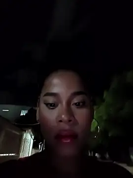 Mia-sensual online show from November 7, 2025, 2:11 am