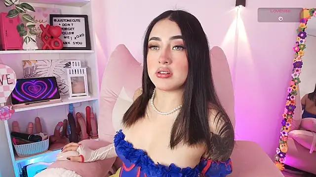 Snapshot of justonecute chatting on February 16, 2026, 12:51 am justonecute online show from February 16, 2026, 12:51 am