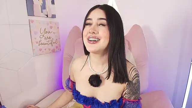 Snapshot of justonecute chatting on May 28, 2026, 3:04 am justonecute online show from May 28, 2026, 3:04 am