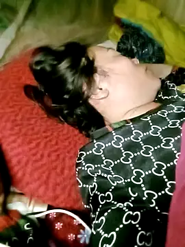 CoMay003 online show from April 12, 2026, 4:56 pm