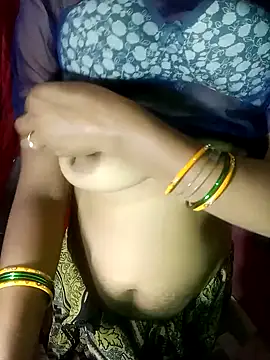 Snapshot of Sonam9696 chatting on November 13, 2025, 6:51 pm Sonam9696 online show from November 13, 2025, 6:51 pm