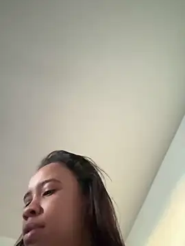 samiacooper25 online show from June 17, 2026, 11:12 am