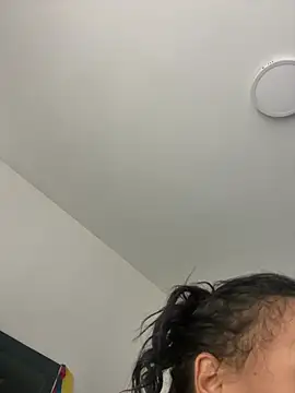 samiacooper25 online show from July 19, 2026, 11:47 am