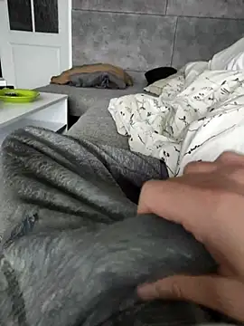 hansvonerotic1 online show from November 29, 2025, 1:03 pm