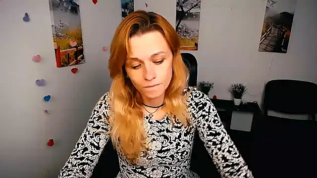 PeppyMia online show from November 13, 2025, 10:14 am