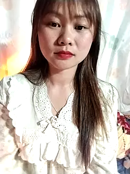 Snapshot of Sisi_dy01 chatting on May 7, 2026, 2:33 pm Sisi dy01 online show from May 7, 2026, 2:33 pm