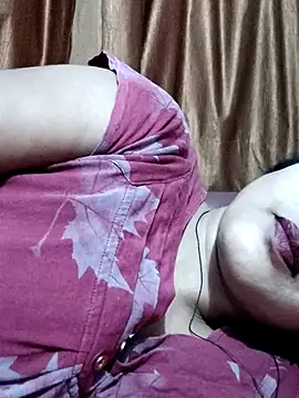 Snapshot of spicysuhana chatting on June 21, 2026, 2:03 am spicysuhana online show from June 21, 2026, 2:03 am