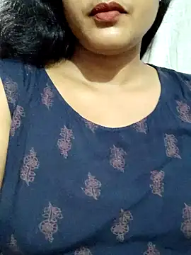 Snapshot of spicysuhana chatting on July 13, 2026, 5:05 pm spicysuhana online show from July 13, 2026, 5:05 pm